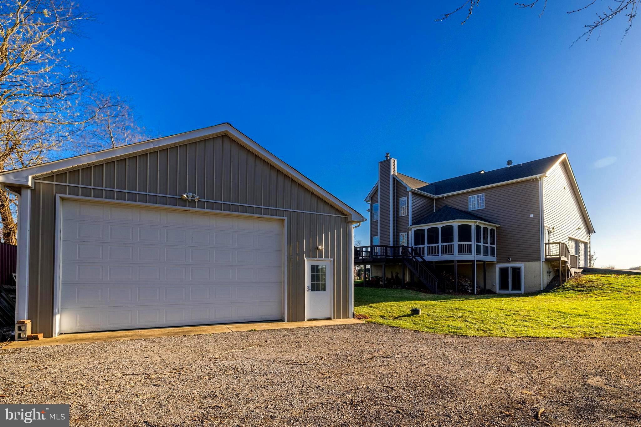 BOLINGTON ROAD - Residential