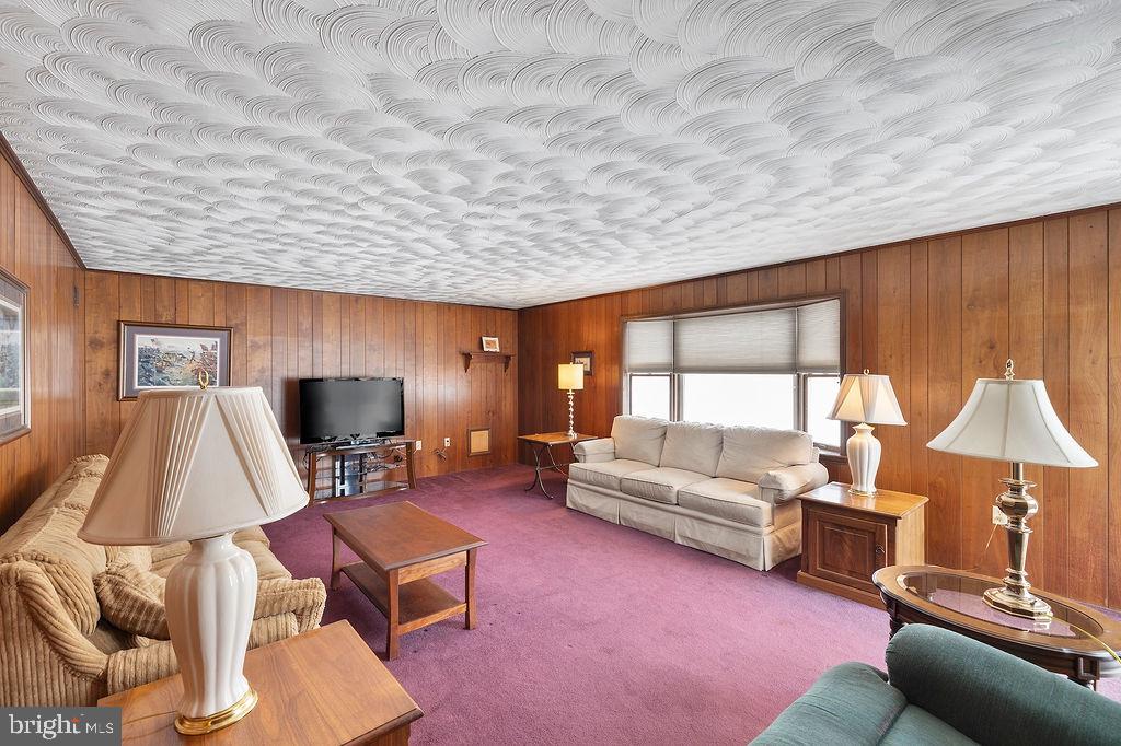 STRABAN TOWNSHIP - Residential