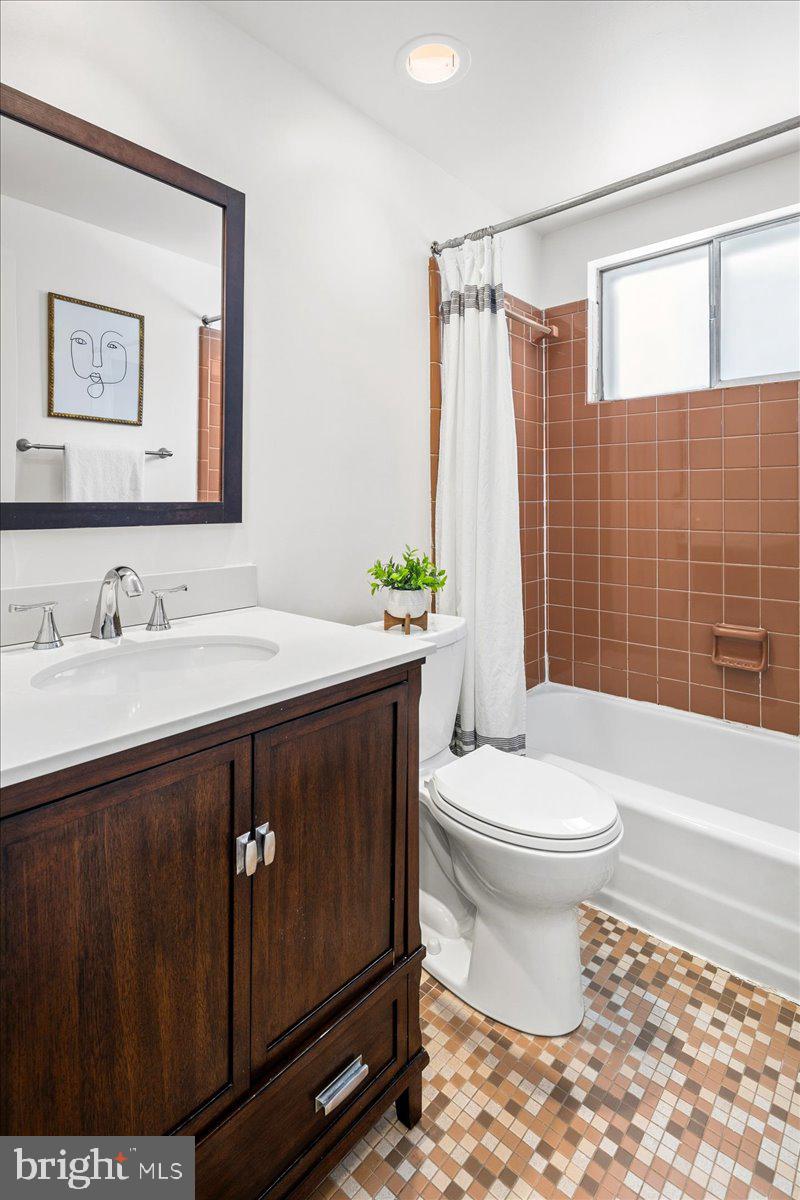 OLD FARM - Residential