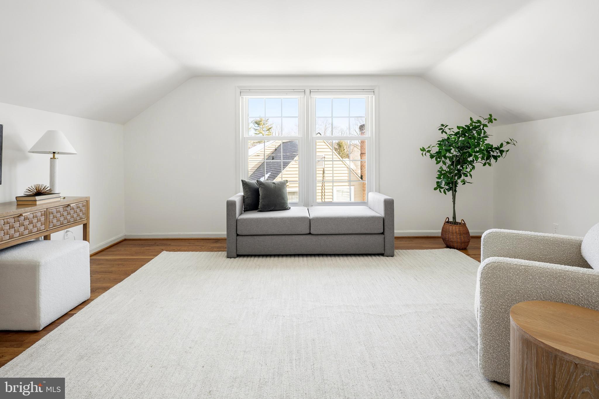 OLD FARM - Residential