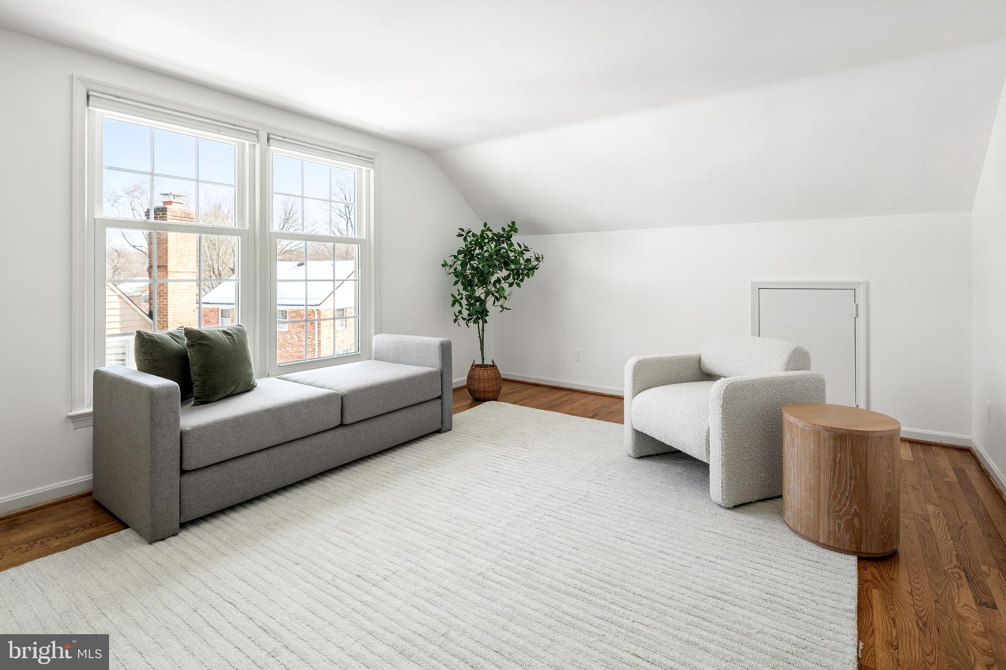 OLD FARM - Residential