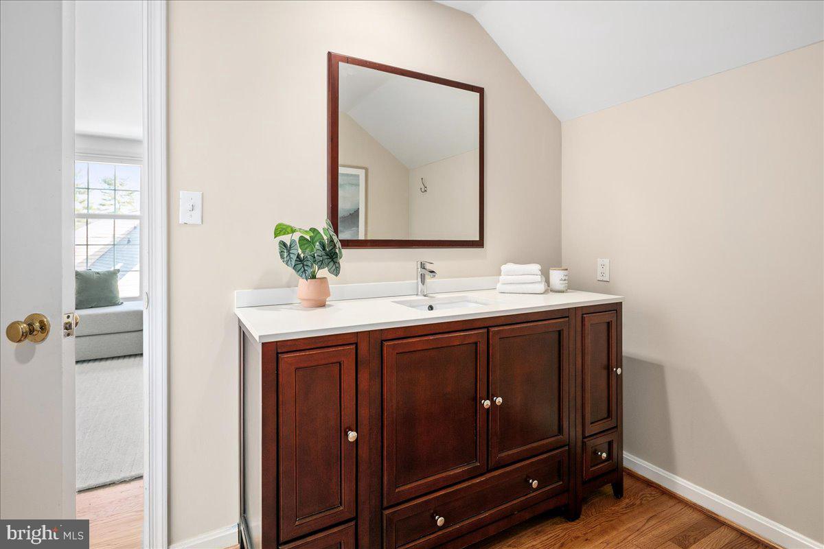 OLD FARM - Residential