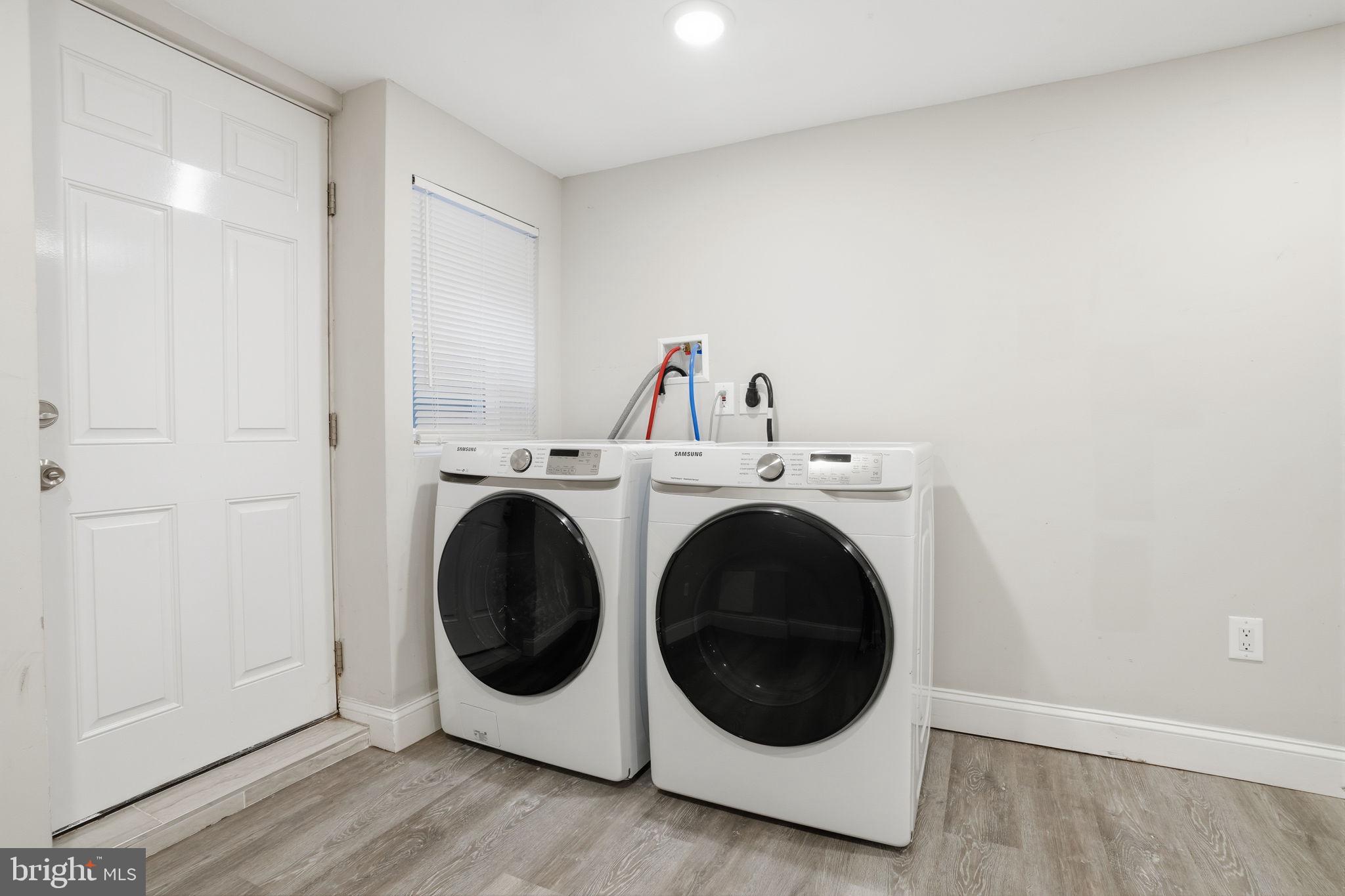 FOX CHASE - Residential