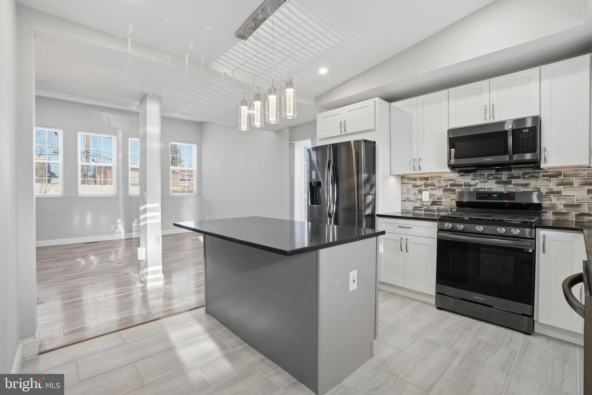 FOX CHASE - Residential