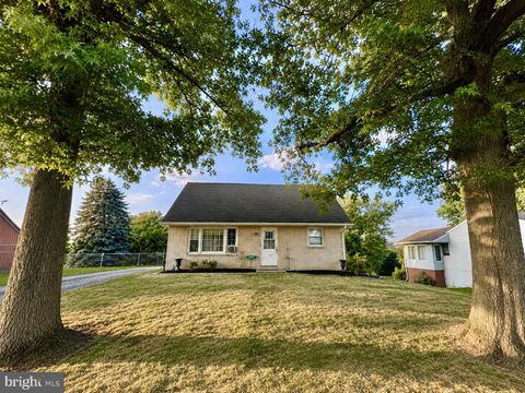 Photo of 487 Prospect Road, MANHEIM, PA 17545 (MLS # PALA2091184)