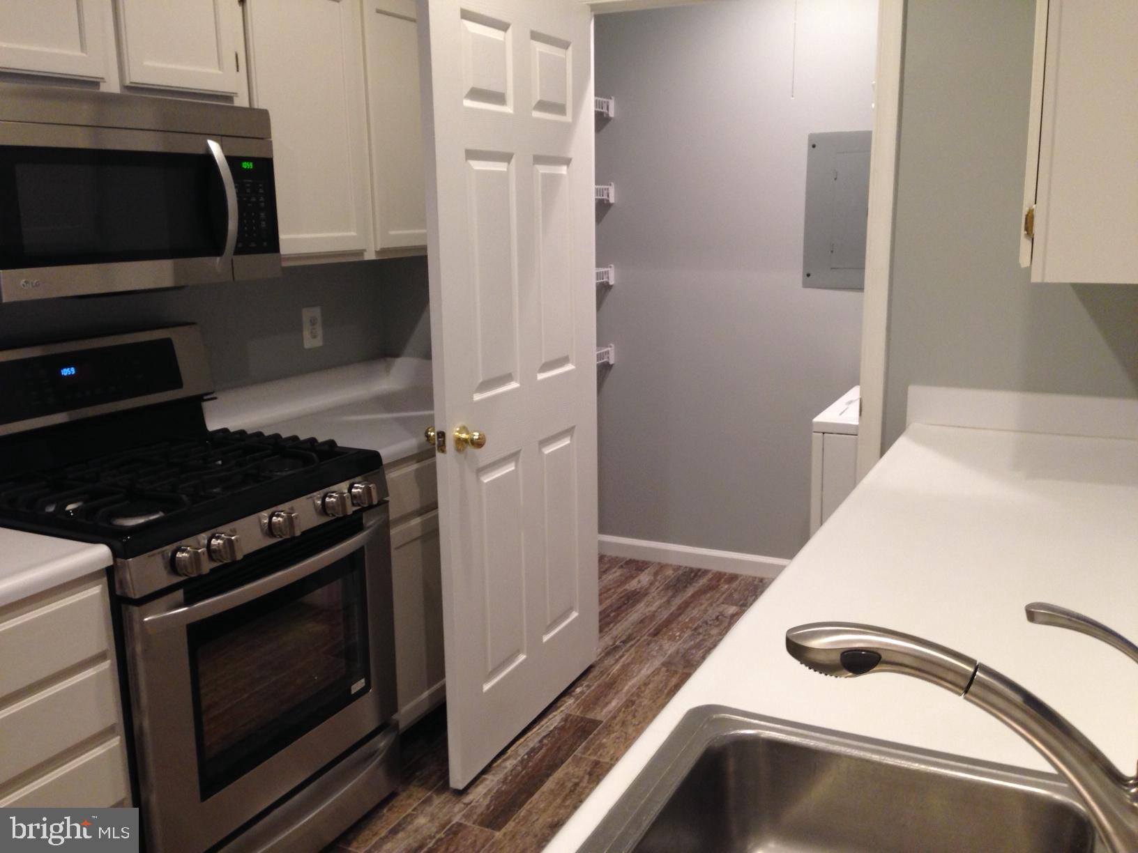 EDGEWATER AT TOWN CENTER - Residential Lease