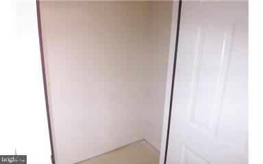 EDGEWATER AT TOWN CENTER - Residential Lease