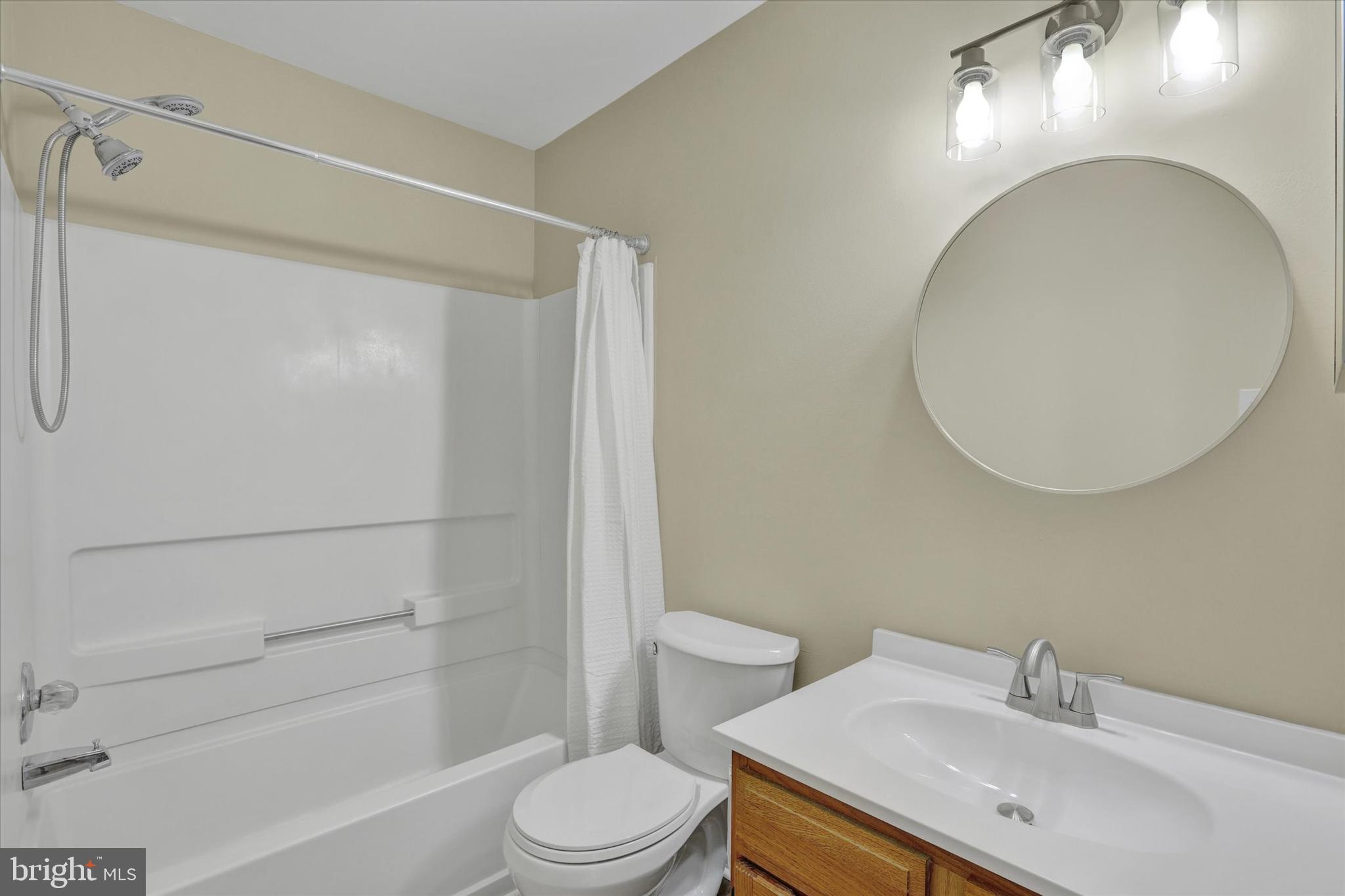 COUNTRY BEND - Residential