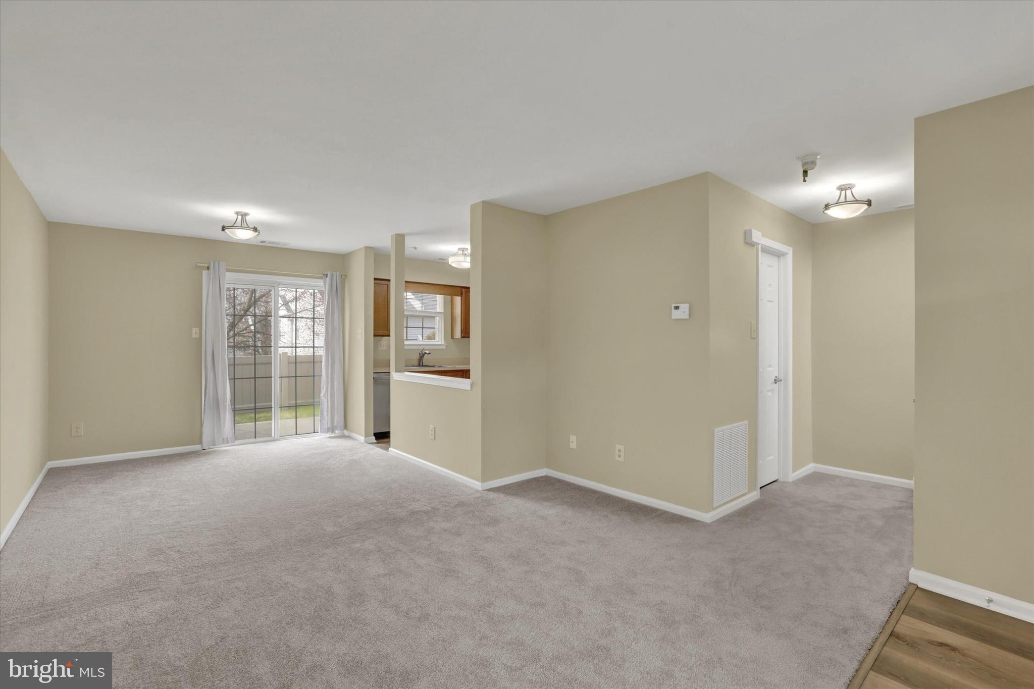 COUNTRY BEND - Residential