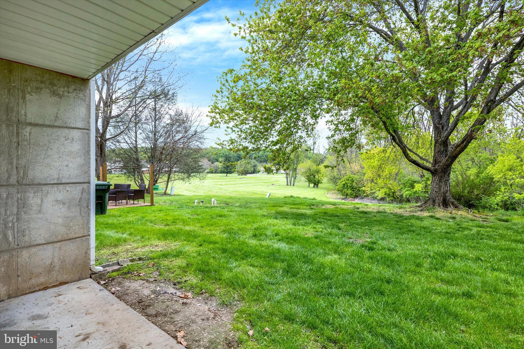 BEAVER RUN KNOLL - Residential