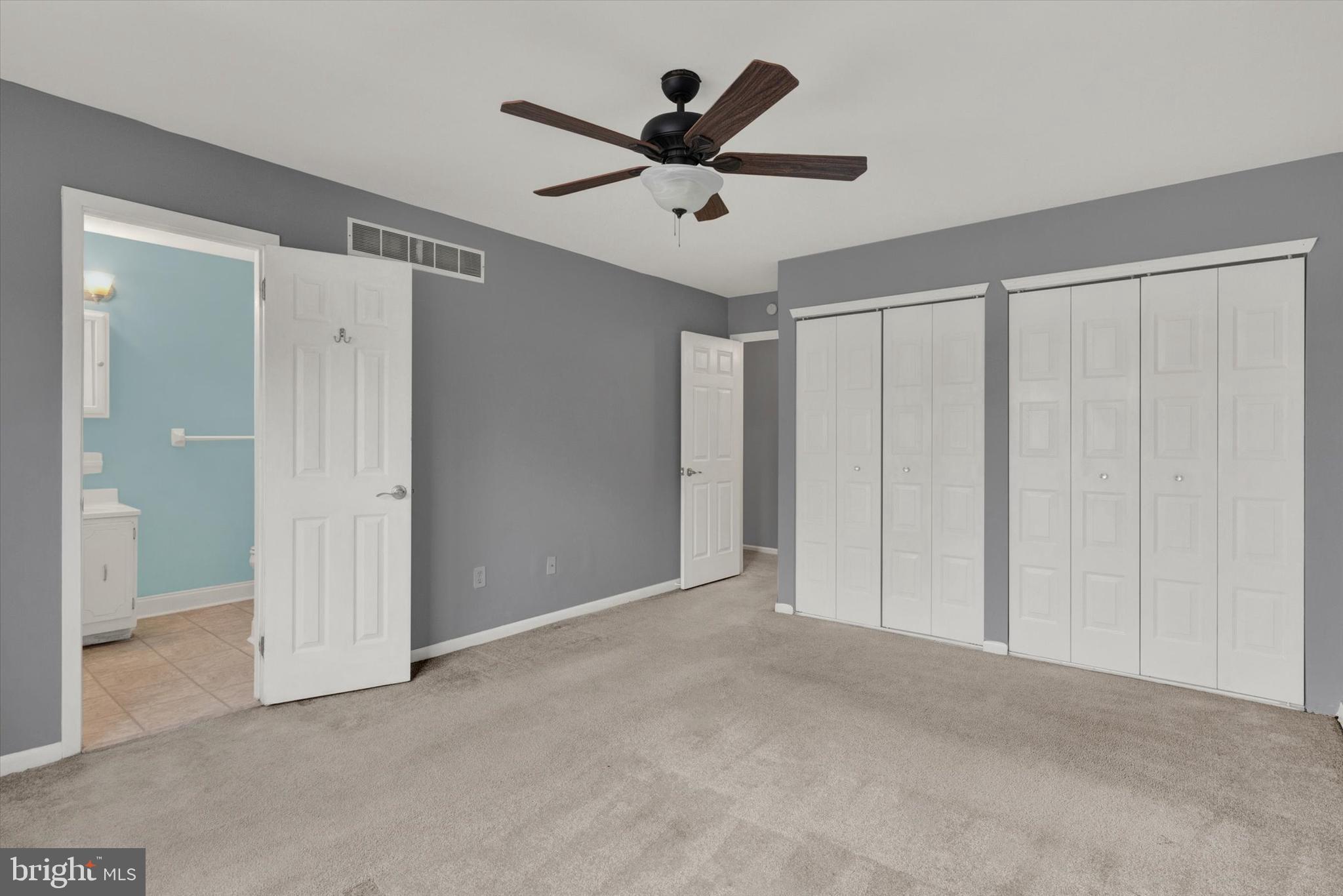 BEAVER RUN KNOLL - Residential
