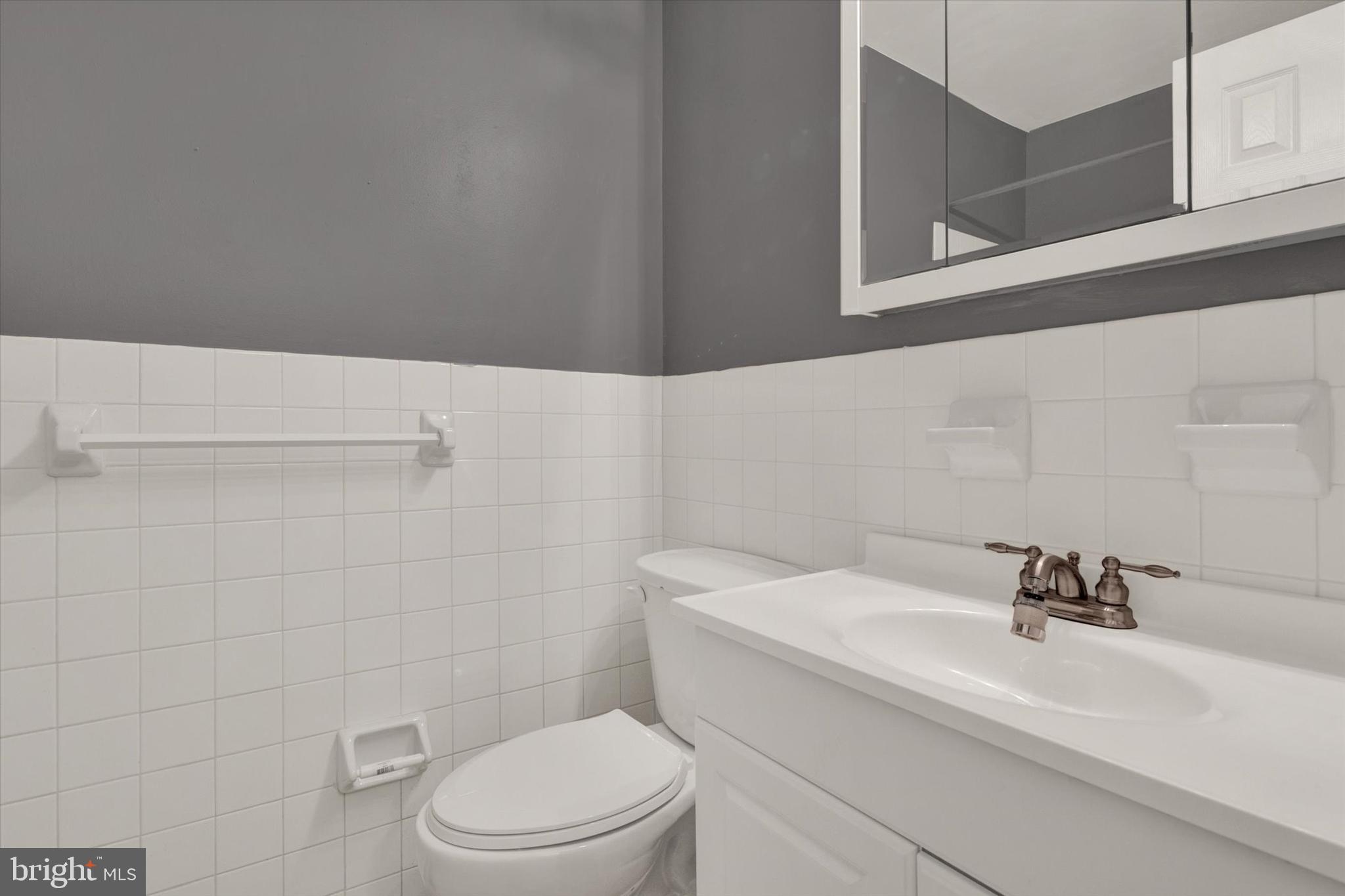 BEAVER RUN KNOLL - Residential