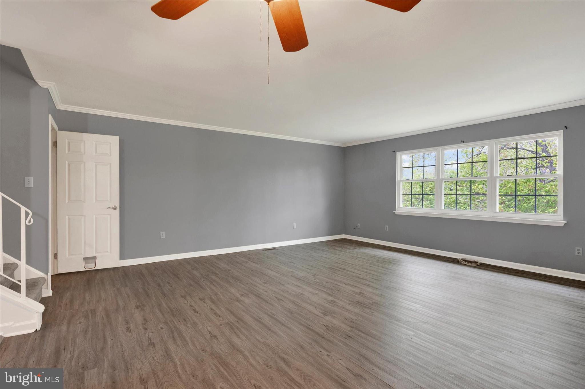 BEAVER RUN KNOLL - Residential