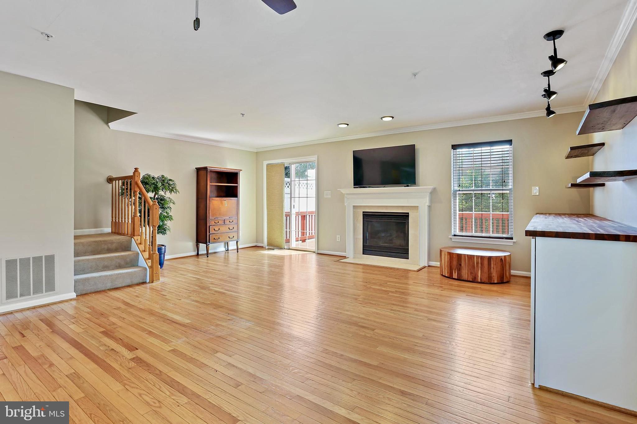 11941 HUNTERS RUN DRIVE