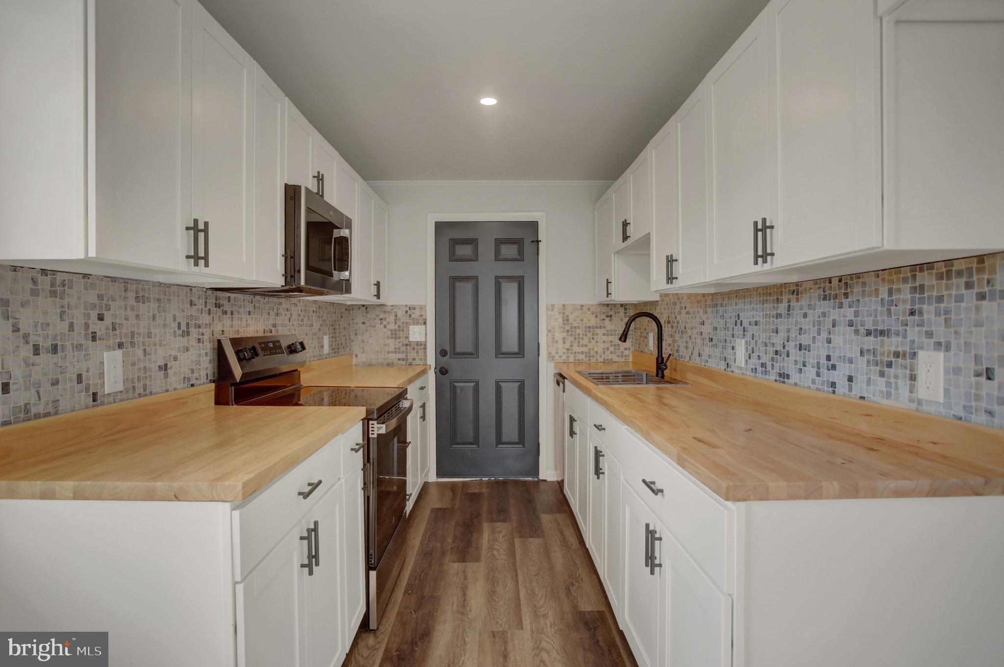 GUILFORD HILLS - Residential