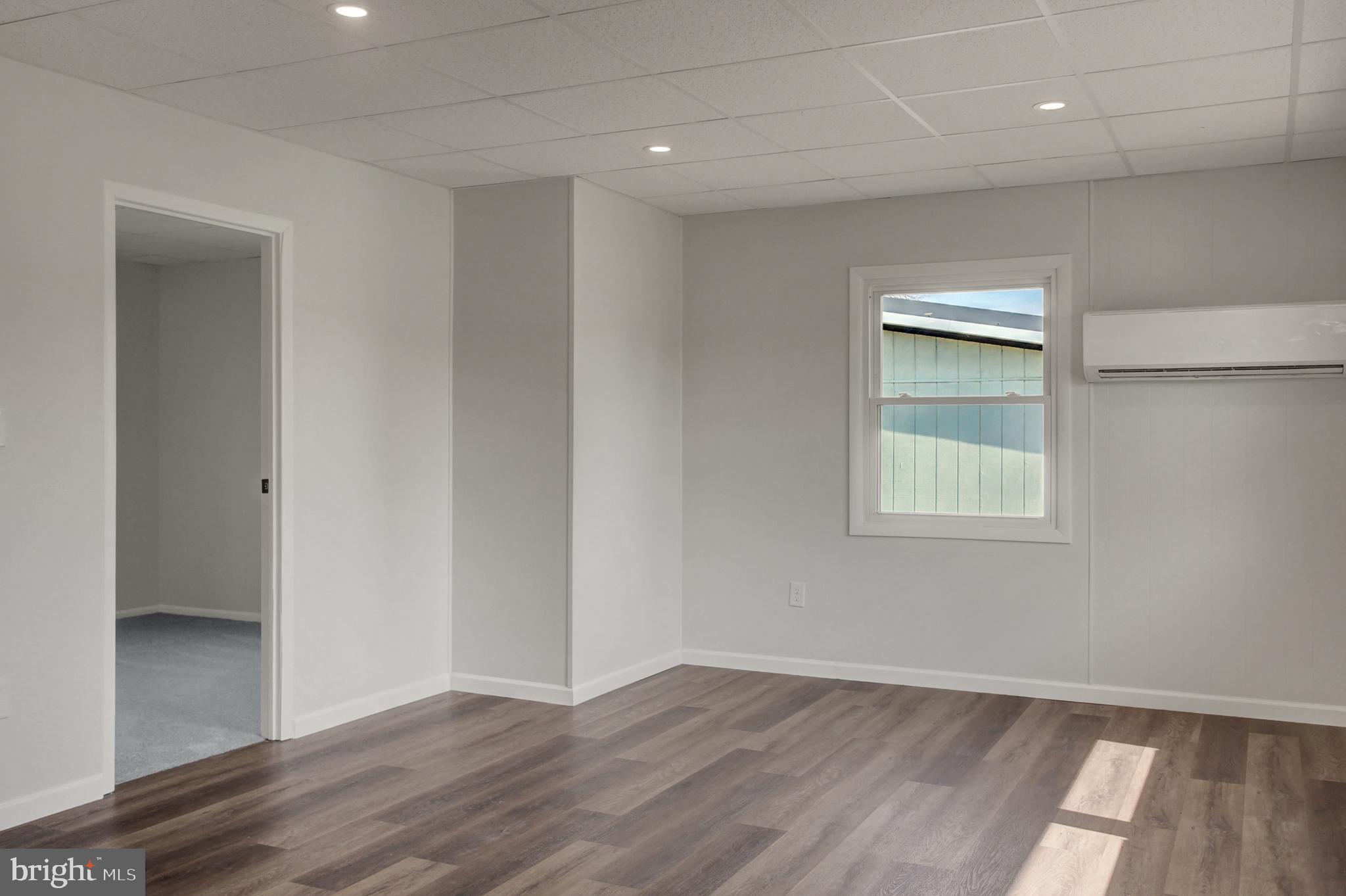 GUILFORD HILLS - Residential