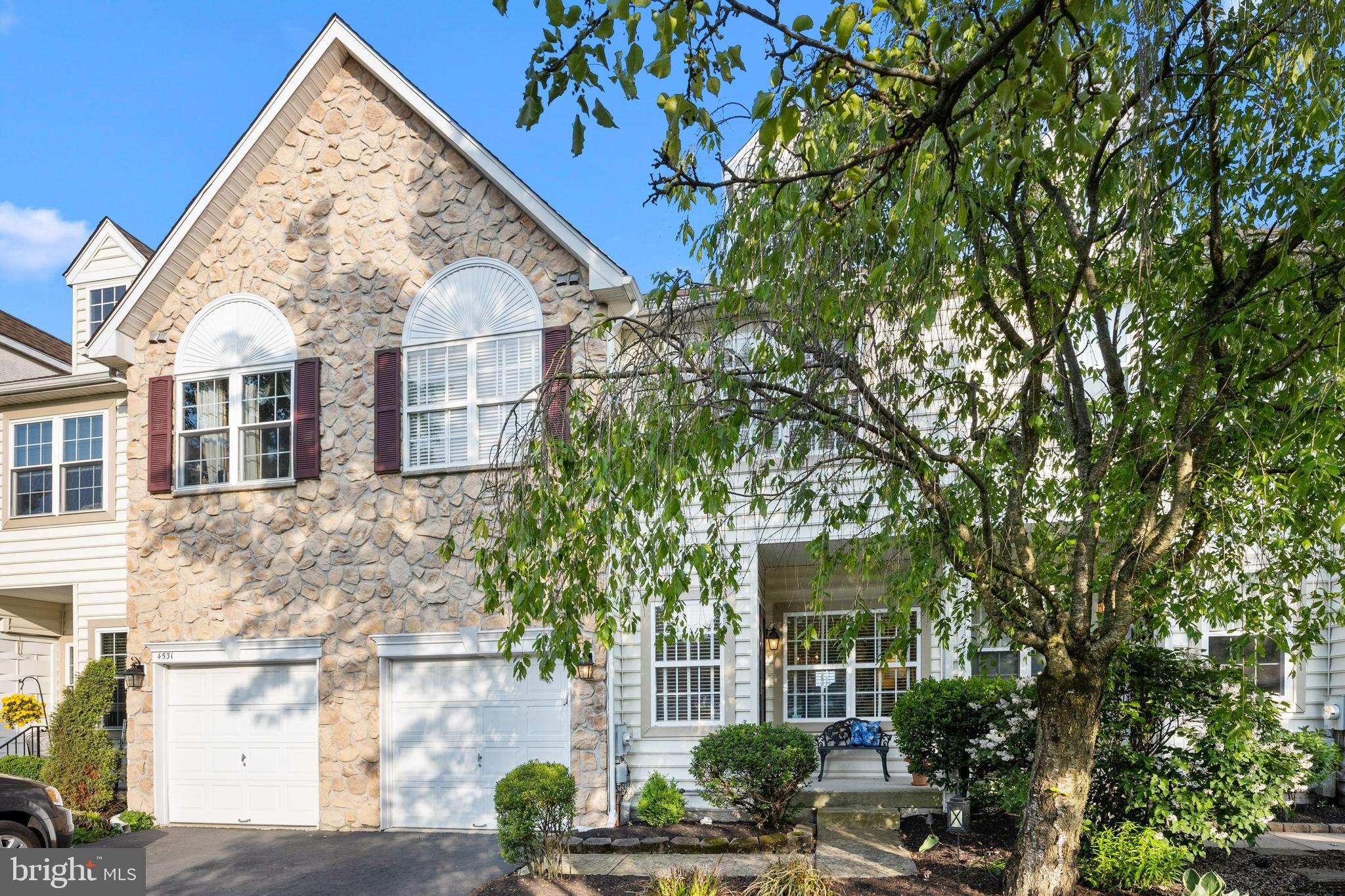 SUMMER HILL - Residential