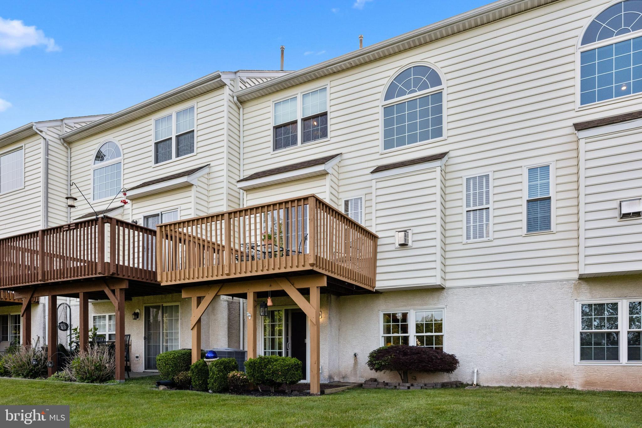 SUMMER HILL - Residential