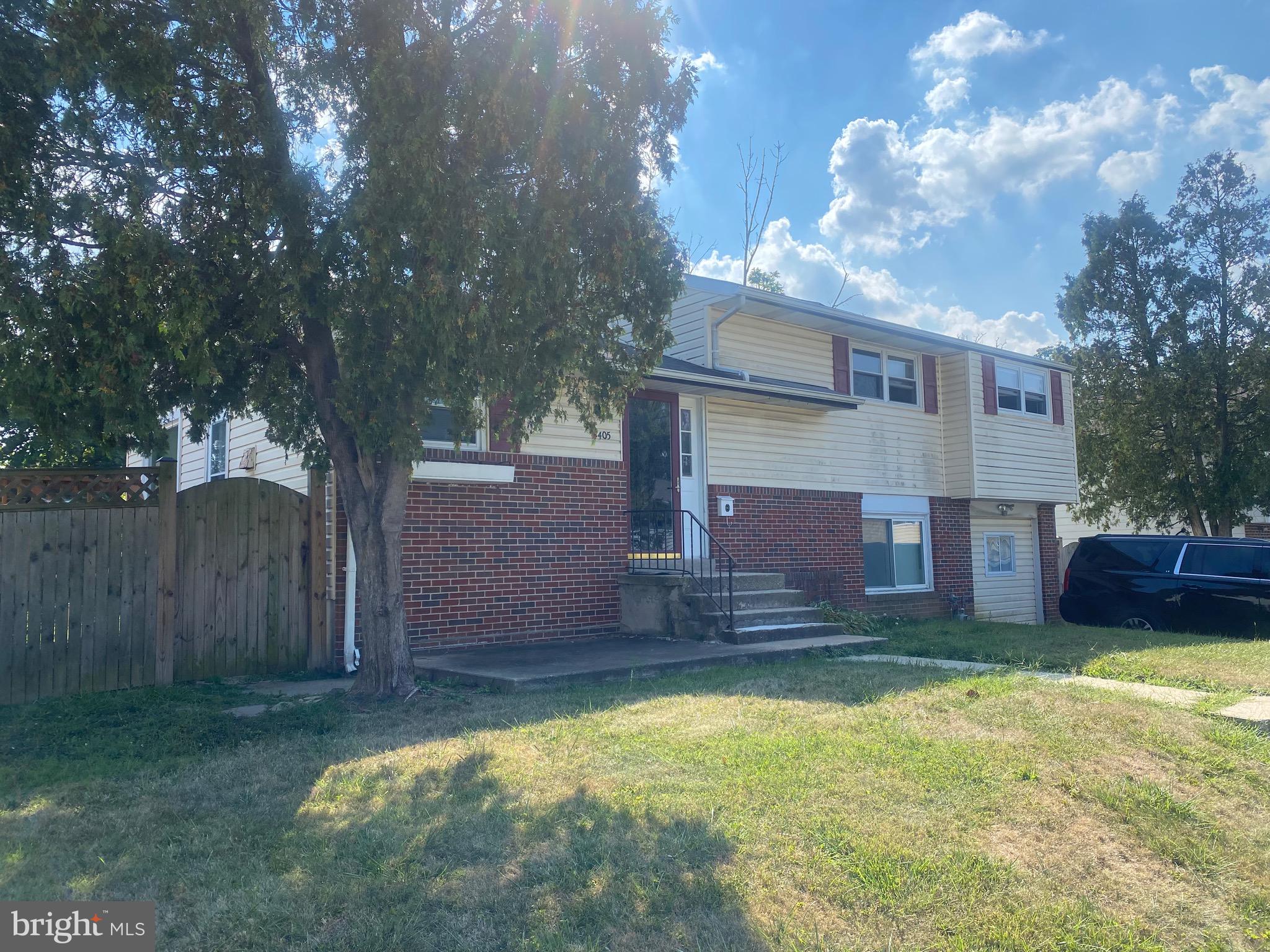 WOODLAWN - Residential