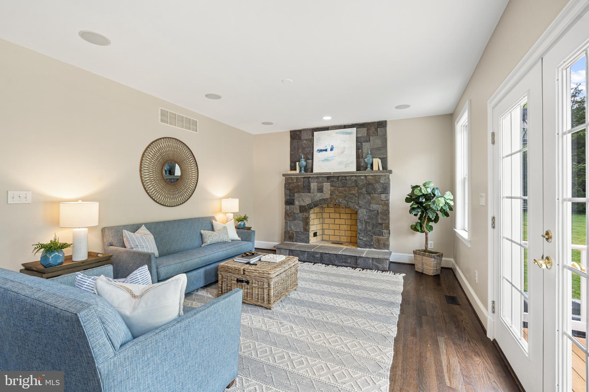 OLDE BLOOMFIELD - Residential