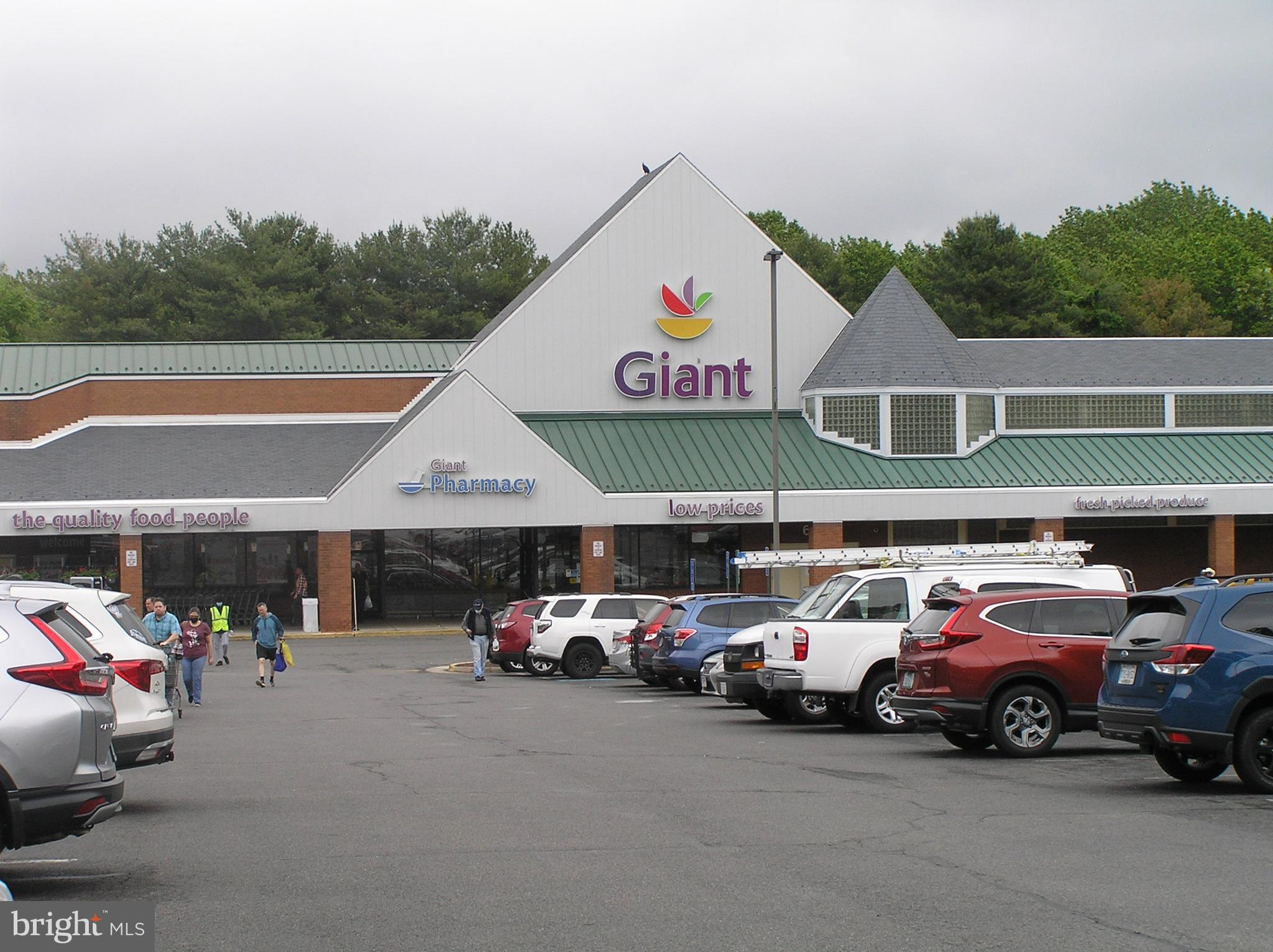 BURKE CENTRE CONSERVANCY - Residential Lease