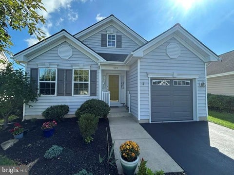 Homes For Sale - 669 Baldwin Way<br/> Lancaster County, MOUNT JOY, PA 17552