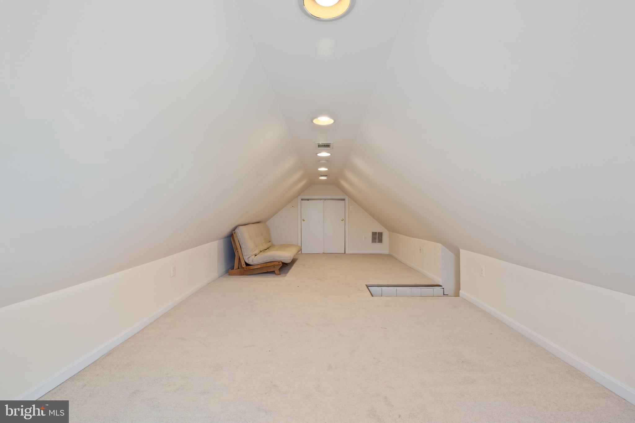 NEW MARKET - Residential Lease