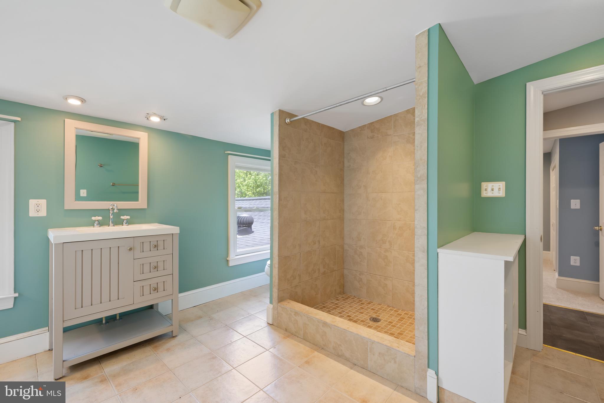 NEW MARKET - Residential Lease