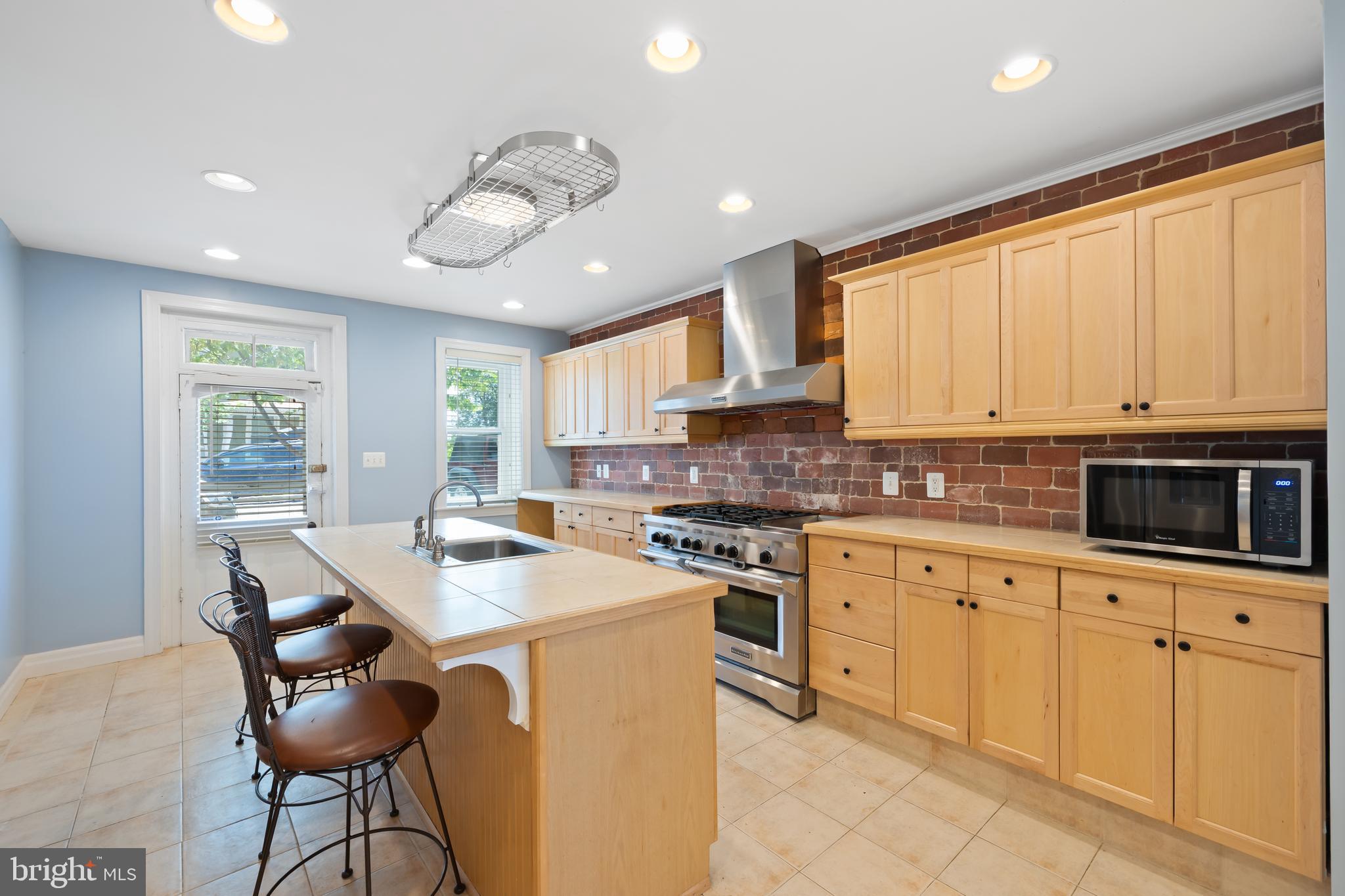 NEW MARKET - Residential Lease