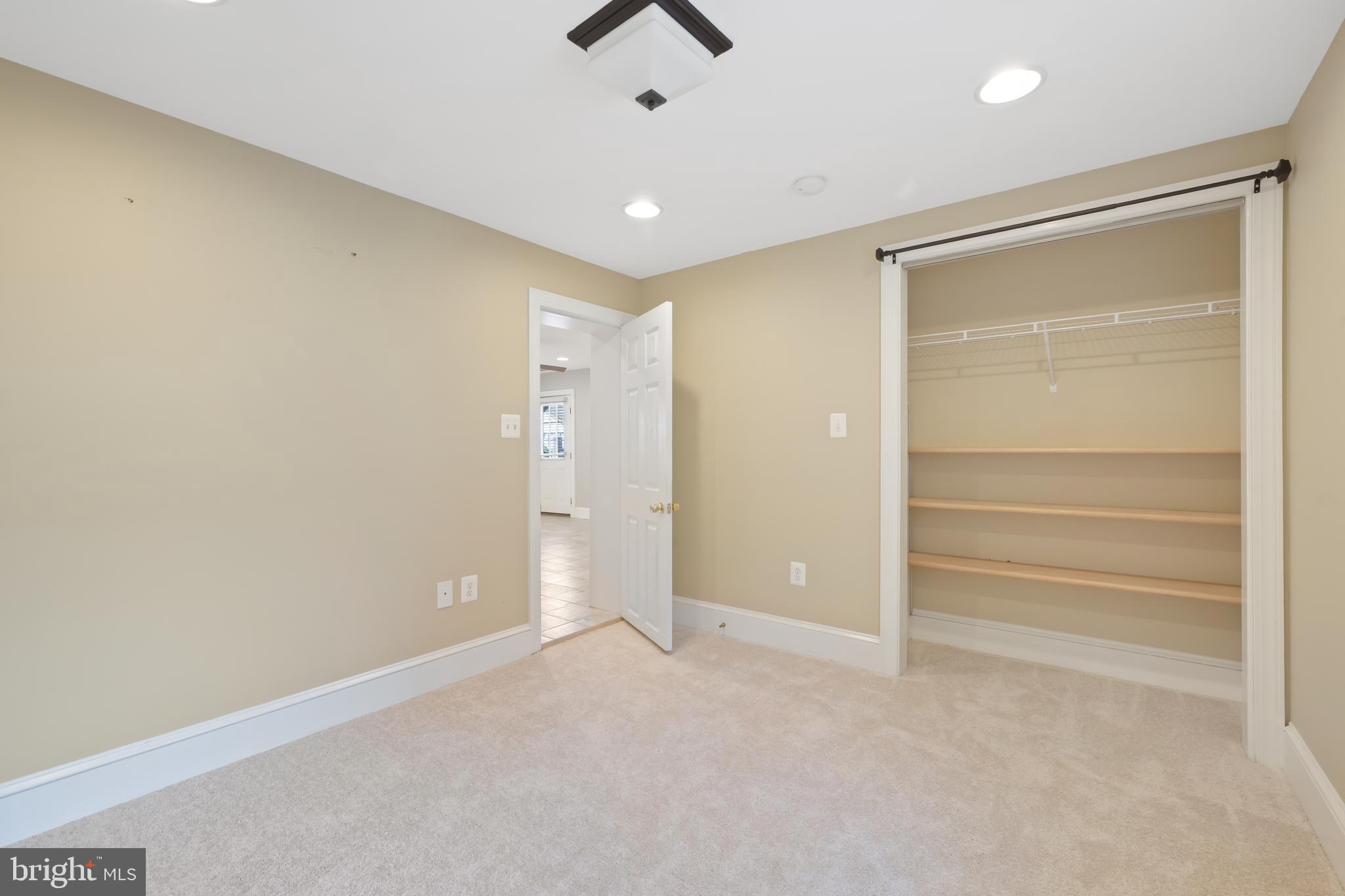 NEW MARKET - Residential Lease