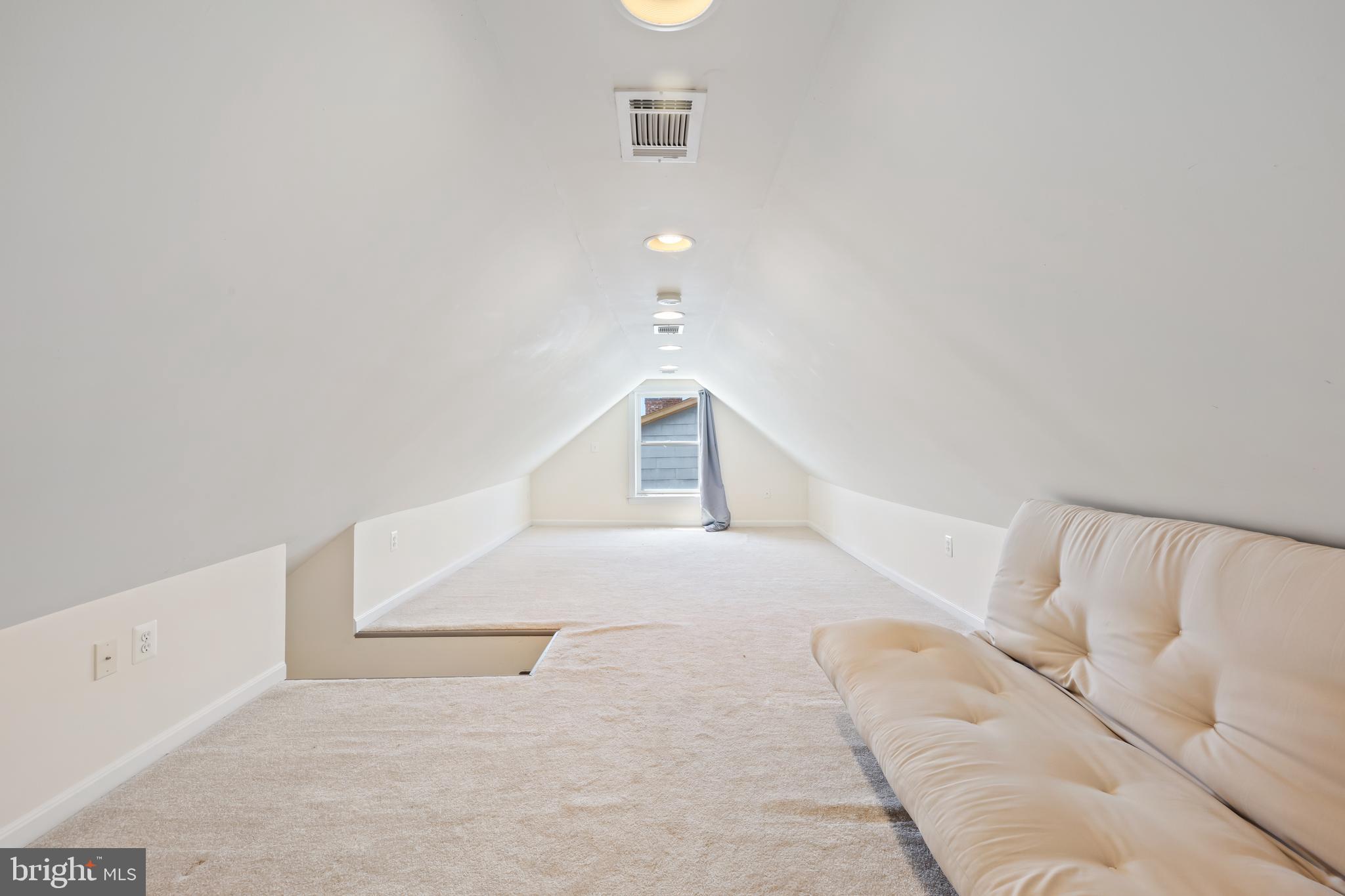 NEW MARKET - Residential Lease