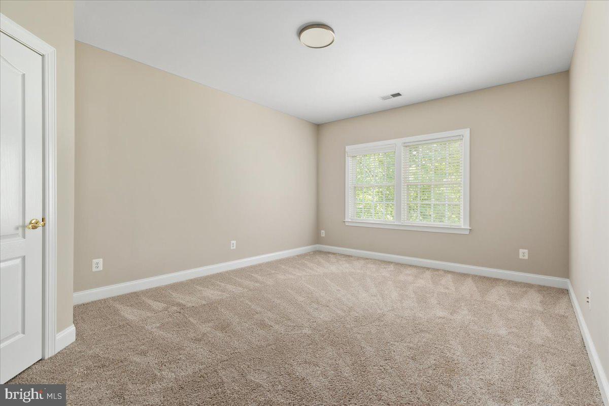 SOUTHERN WALK AT BROADLANDS - Residential