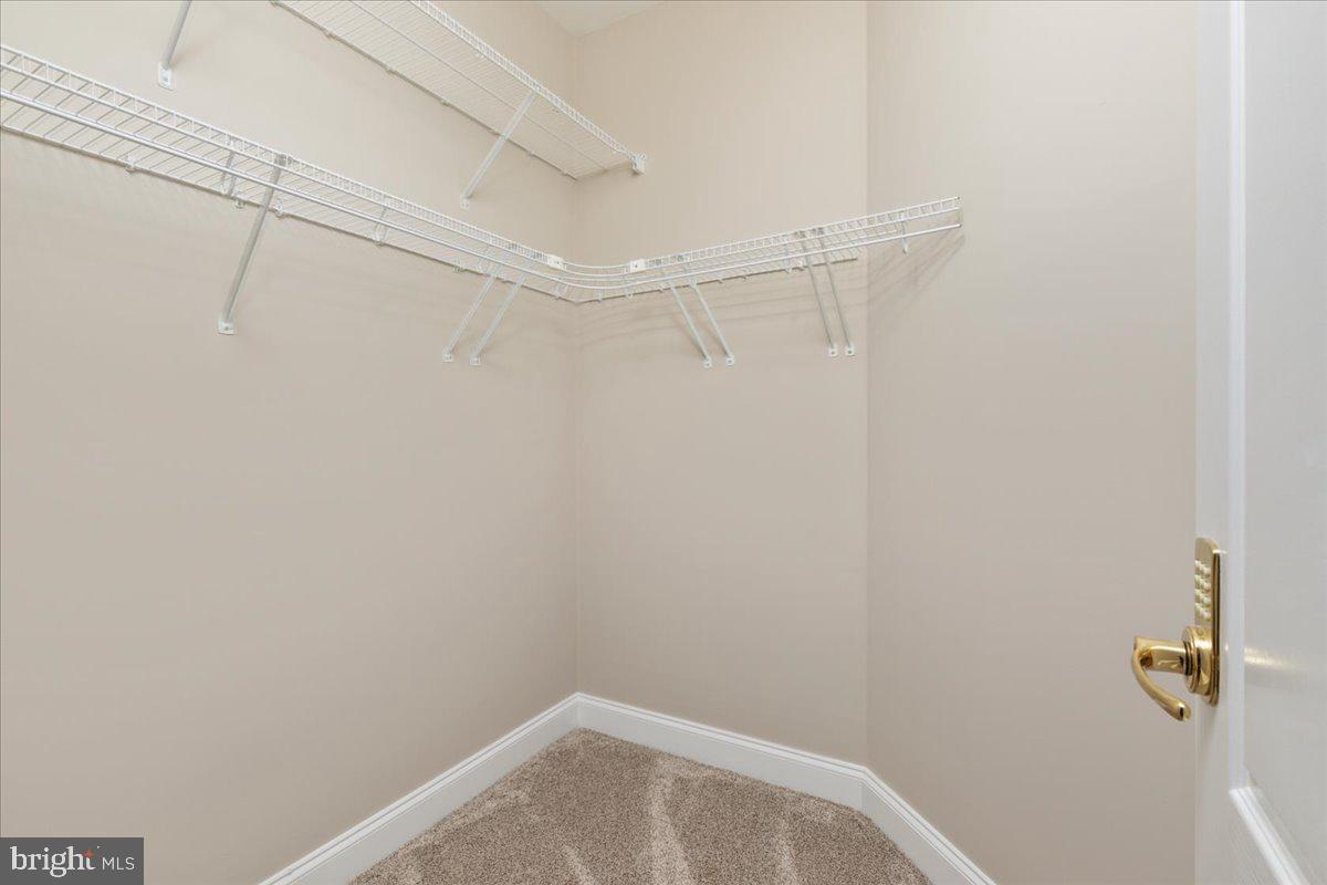 SOUTHERN WALK AT BROADLANDS - Residential