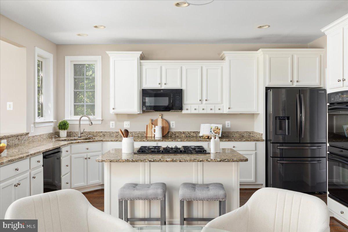 SOUTHERN WALK AT BROADLANDS - Residential