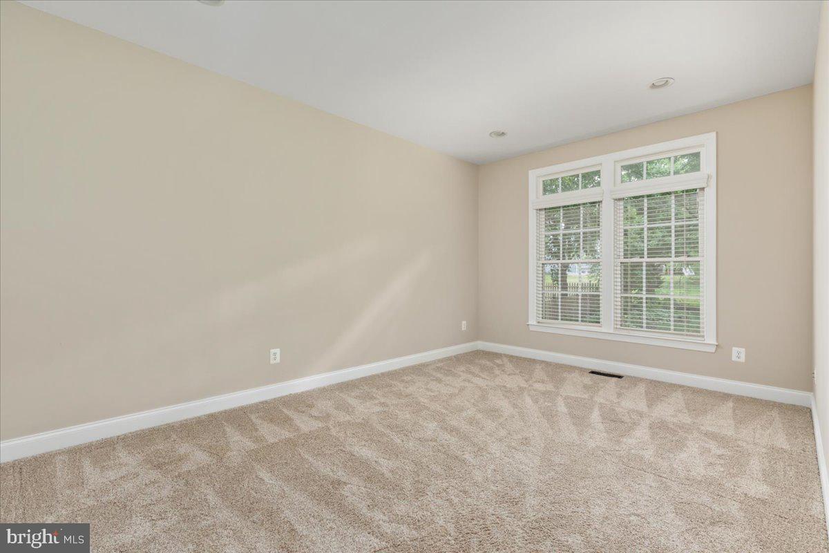 SOUTHERN WALK AT BROADLANDS - Residential