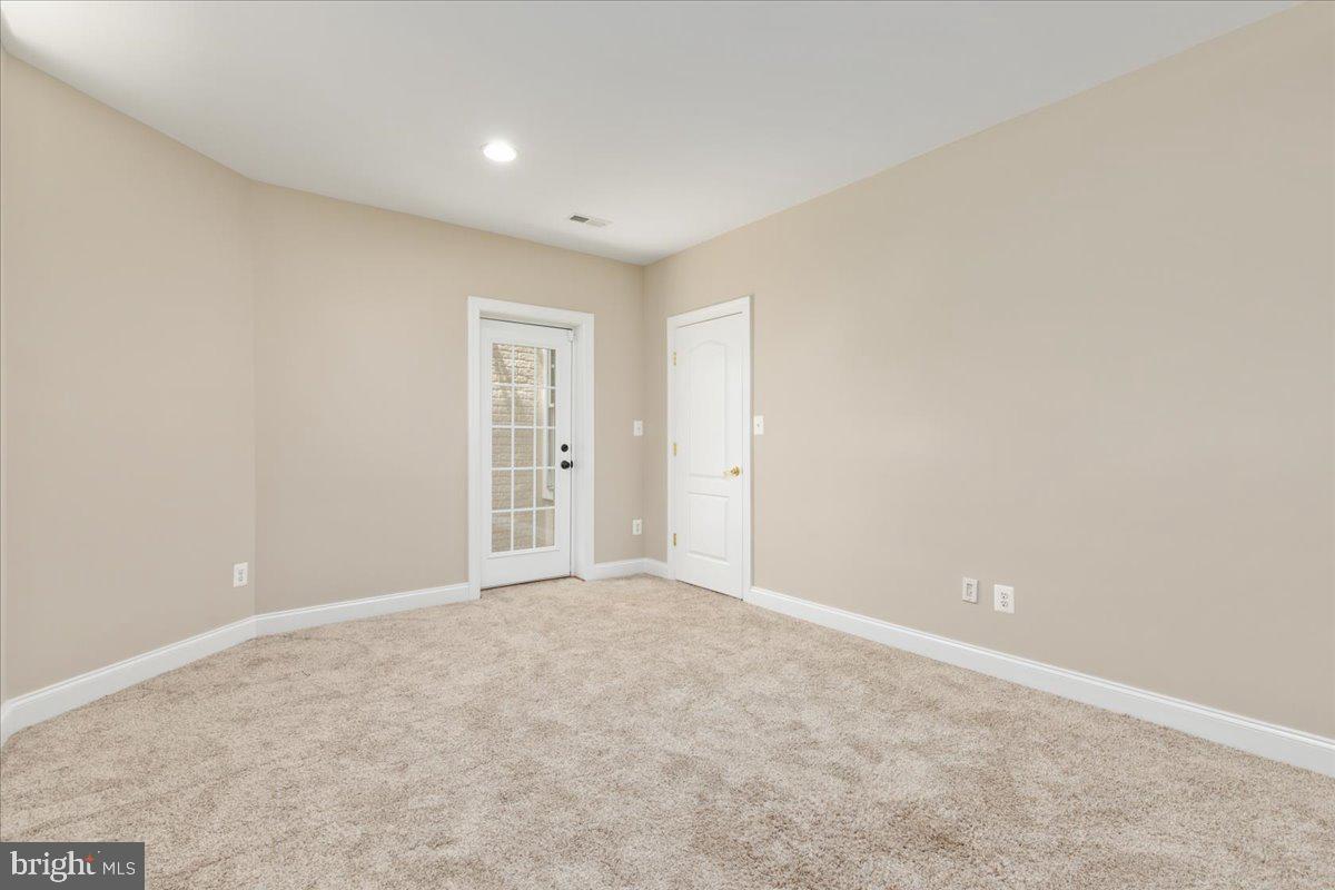 SOUTHERN WALK AT BROADLANDS - Residential