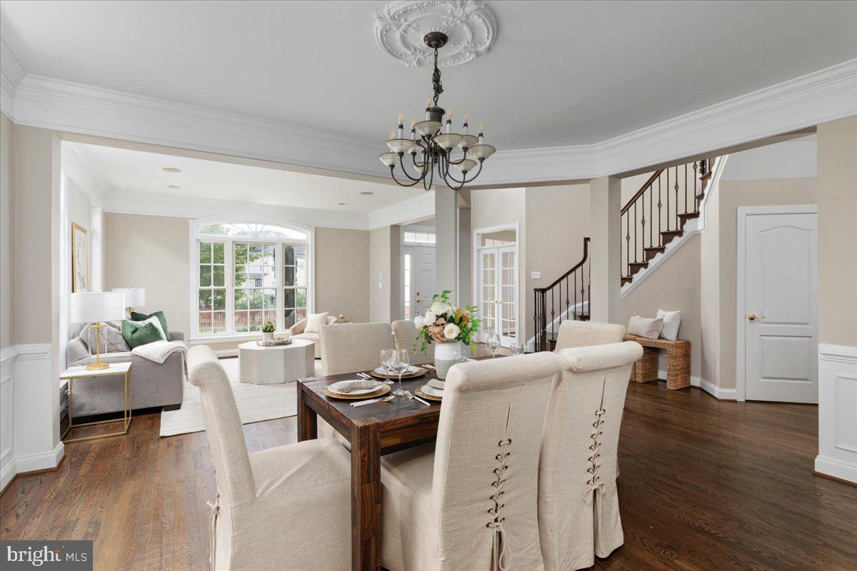 SOUTHERN WALK AT BROADLANDS - Residential