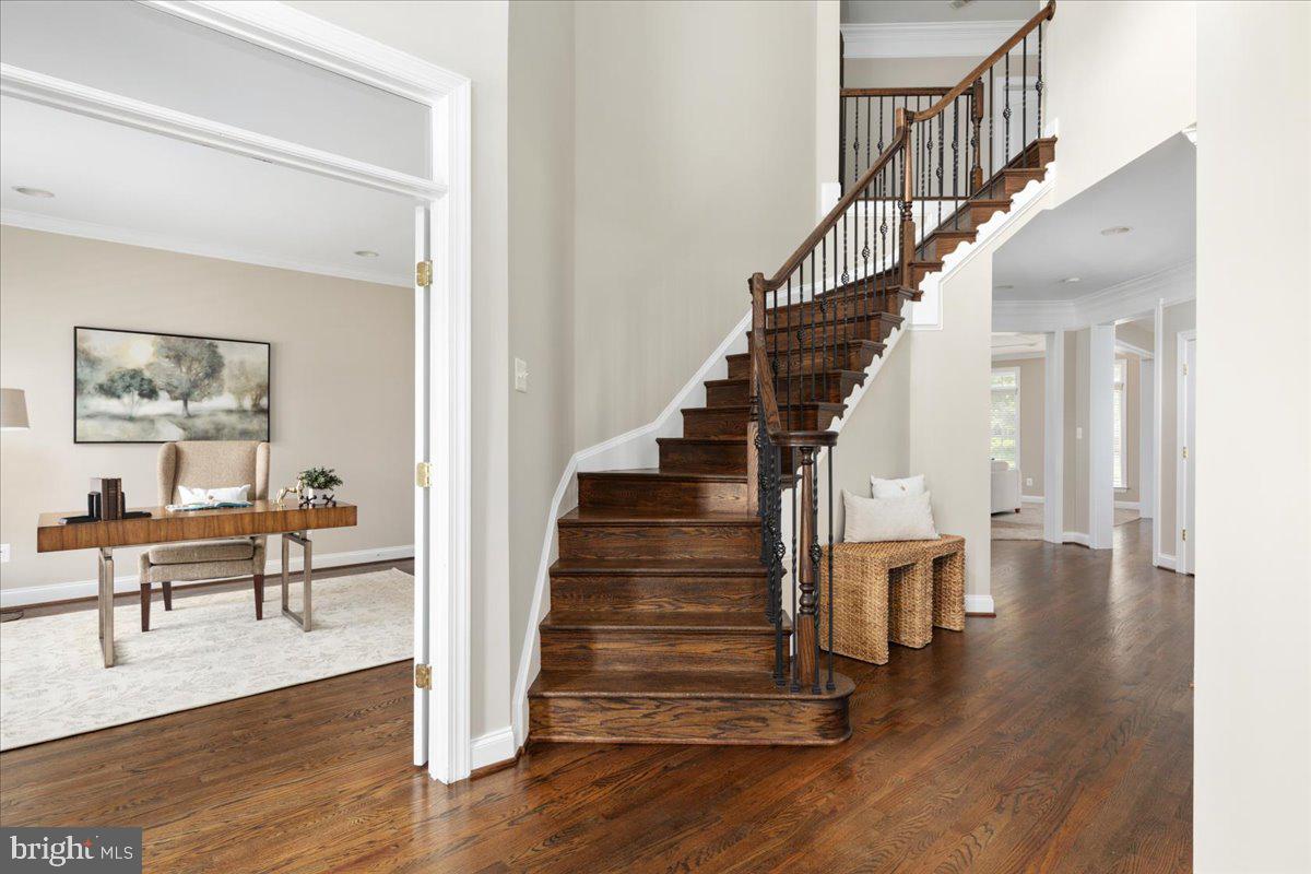 SOUTHERN WALK AT BROADLANDS - Residential