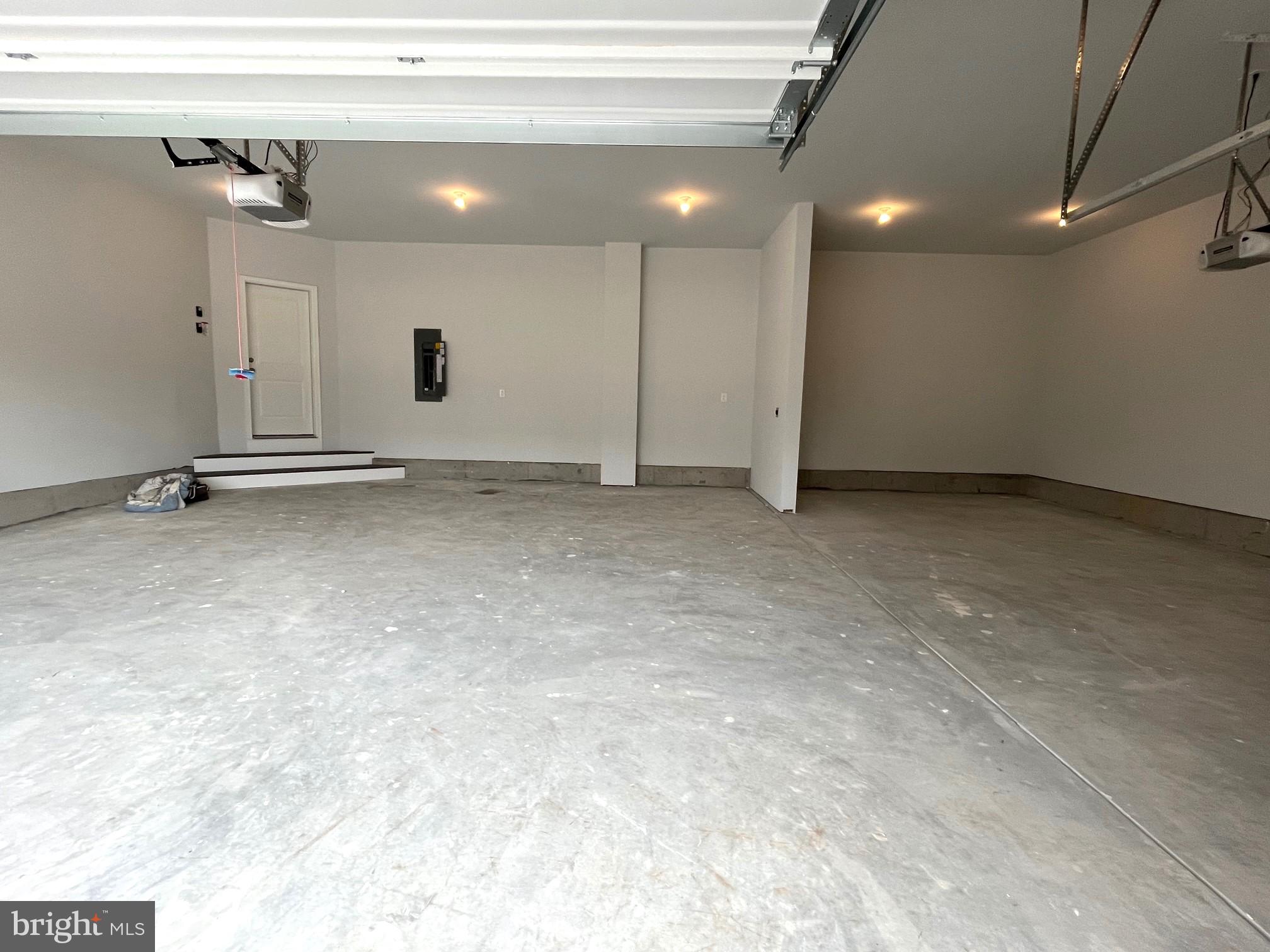 HERITAGE HILLS - Residential