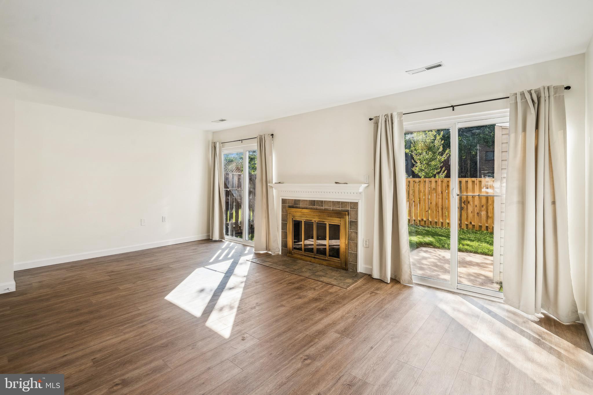 1200 GEMINI DRIVE F