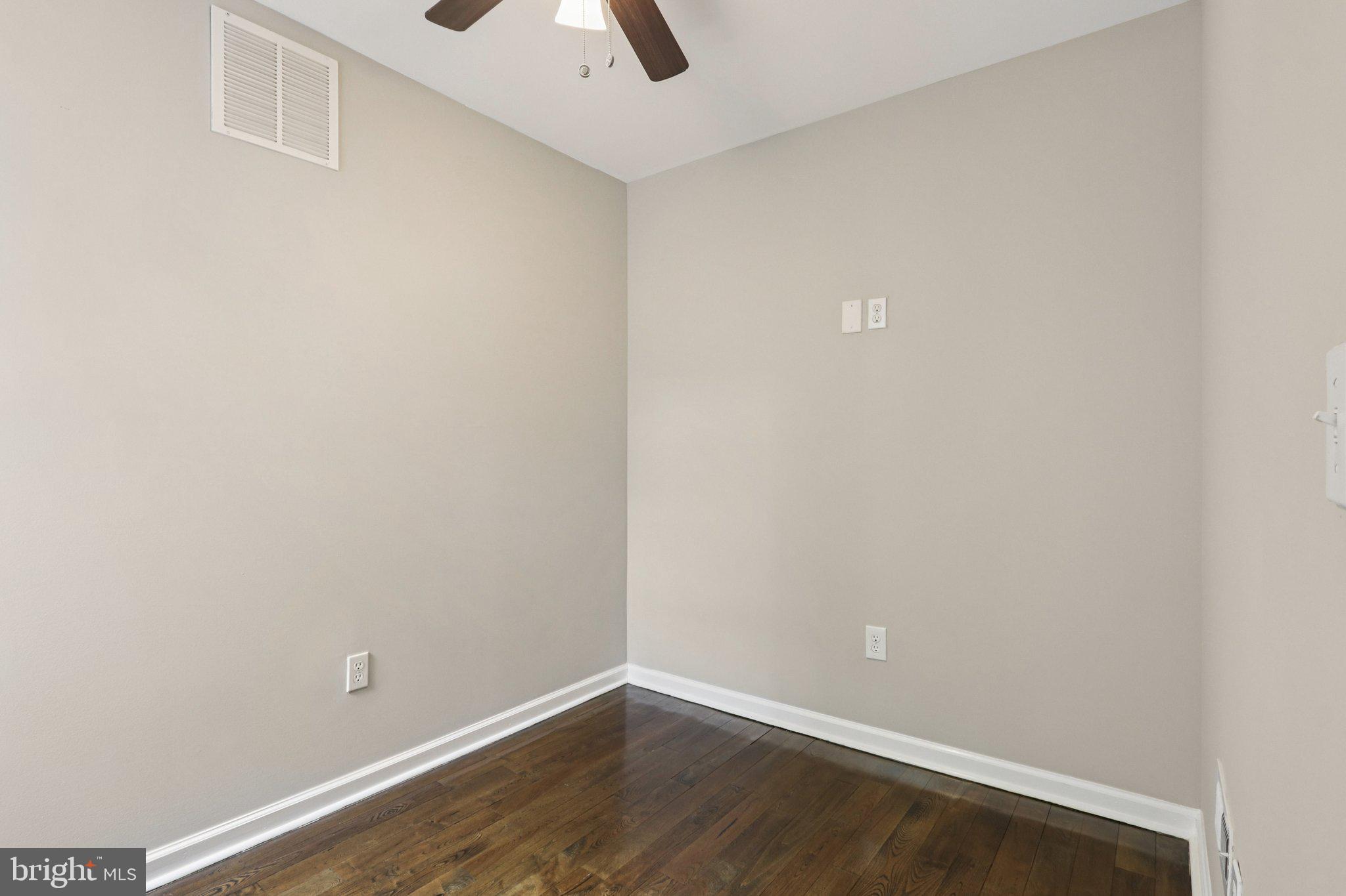 POINT BREEZE - Residential