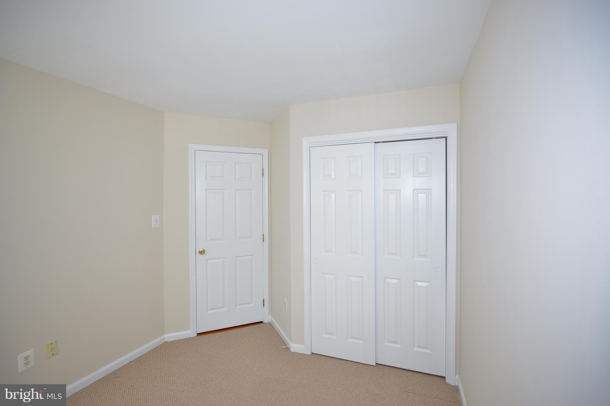 LEE OVERLOOK - Residential