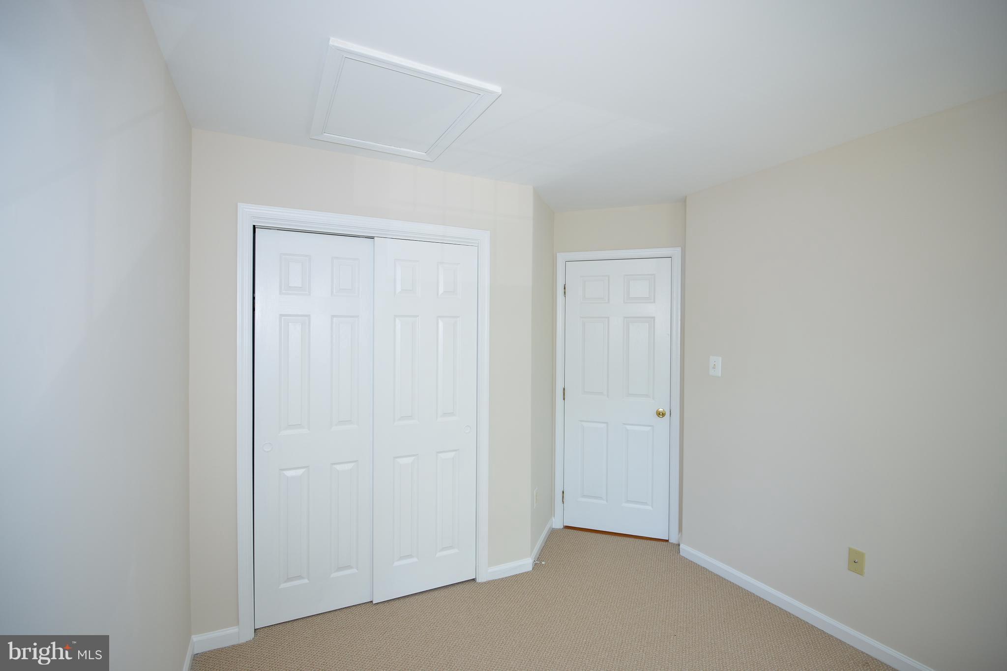 LEE OVERLOOK - Residential