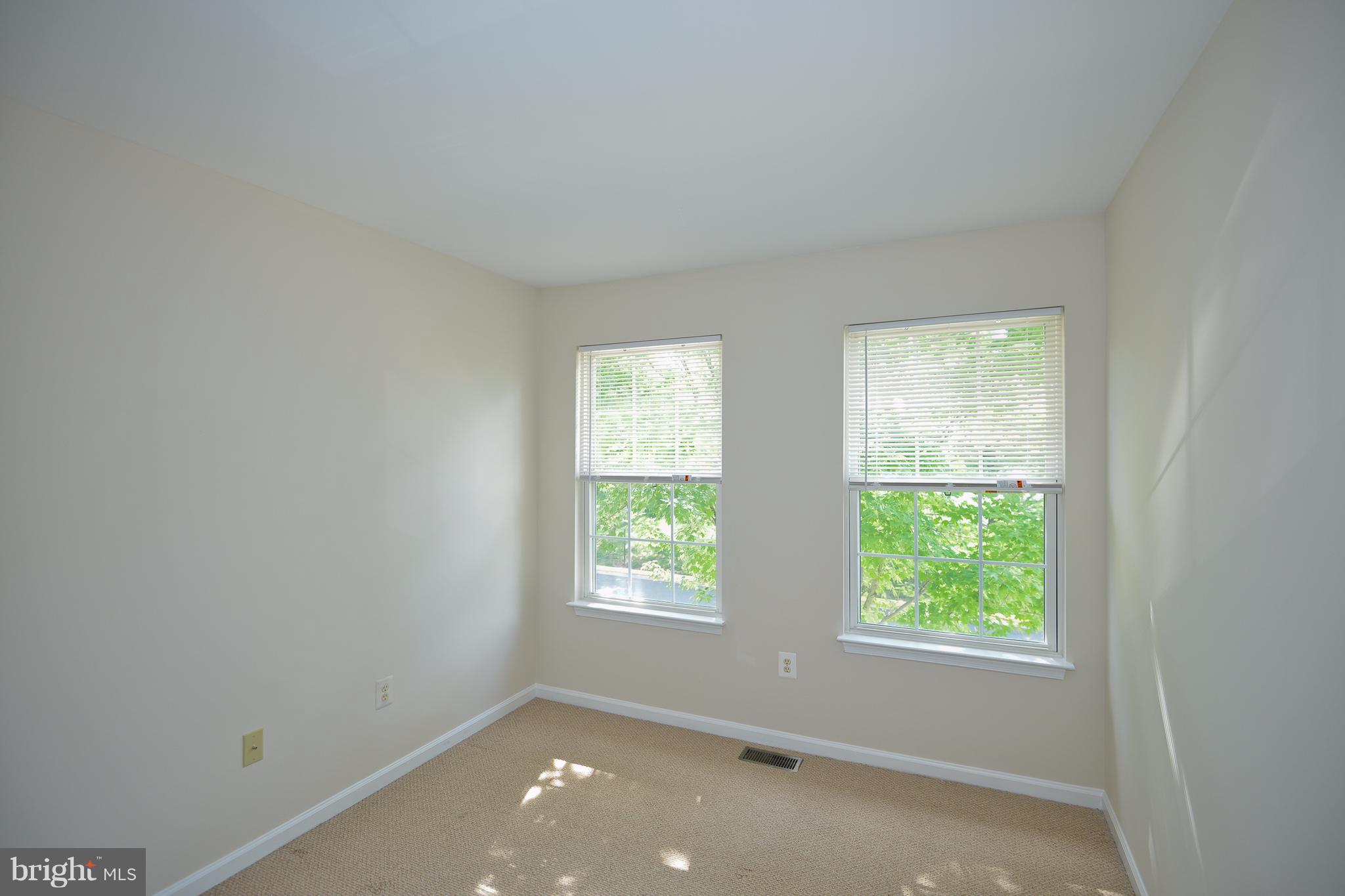 LEE OVERLOOK - Residential