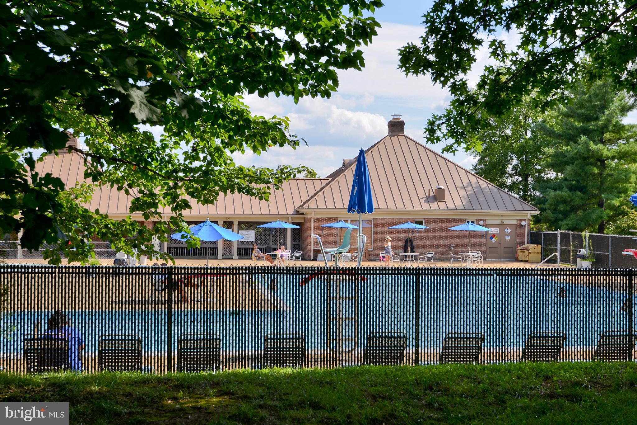 LEE OVERLOOK - Residential