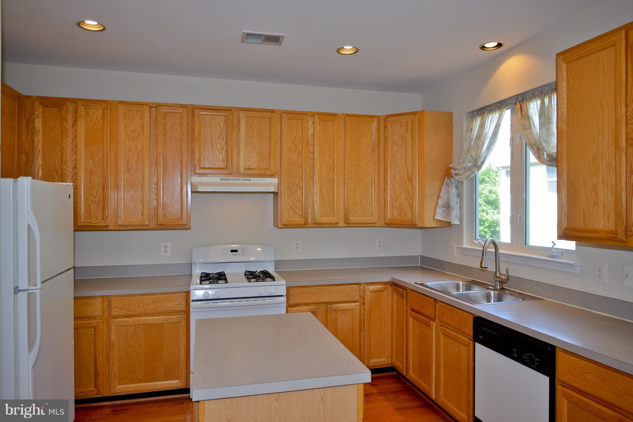 LEE OVERLOOK - Residential