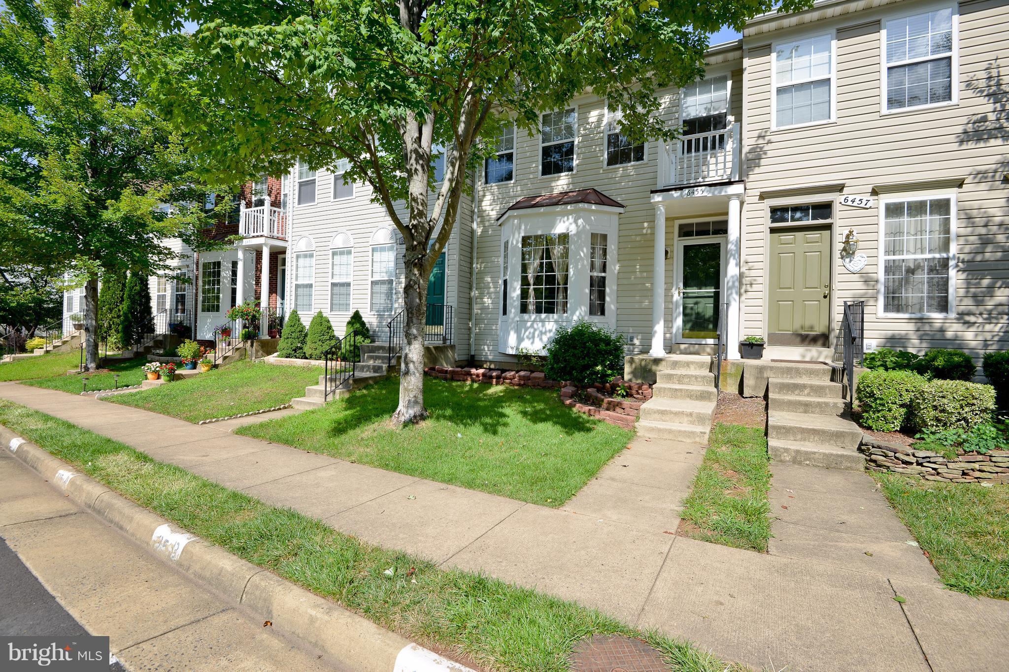 LEE OVERLOOK - Residential