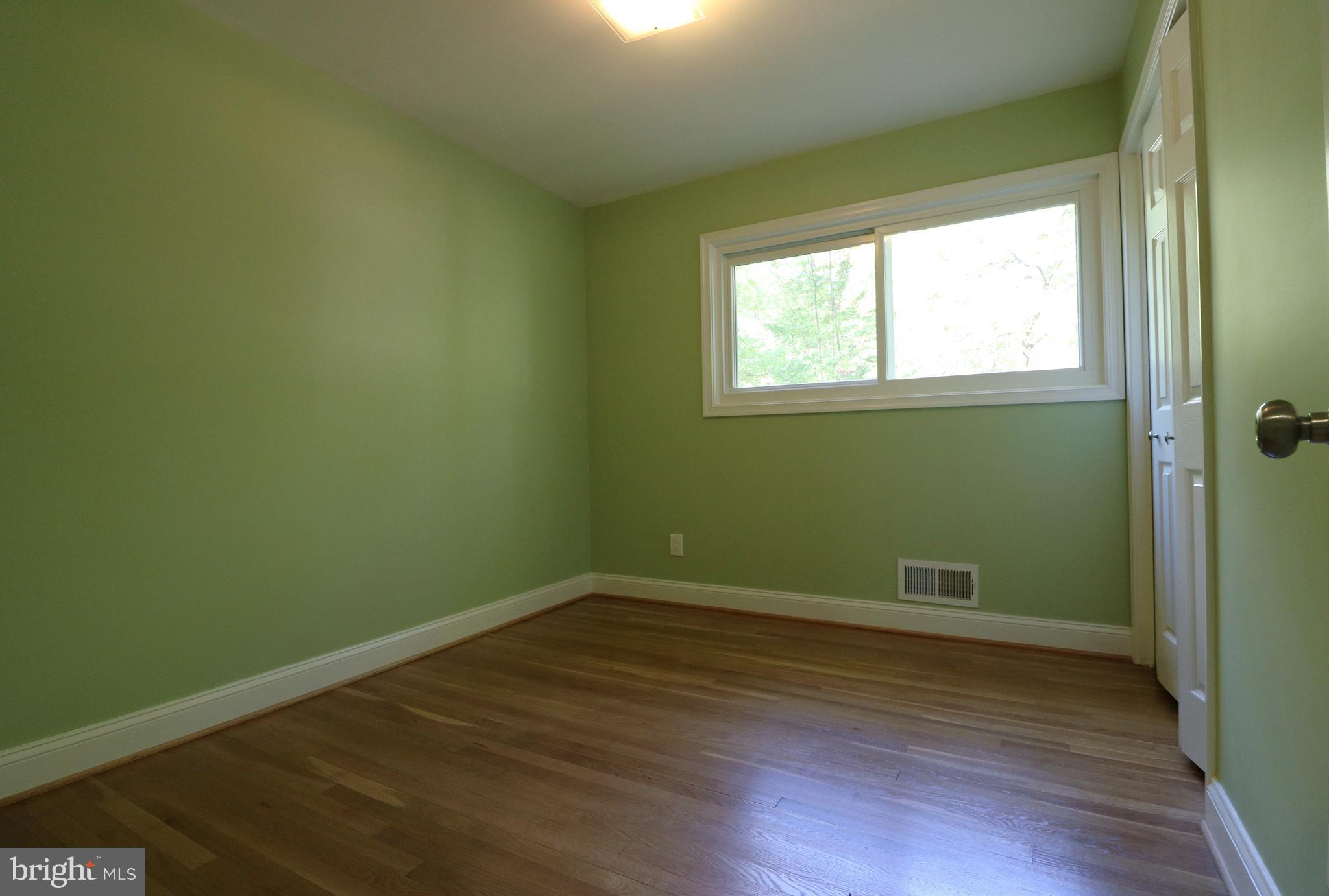 WOODHAVEN - Residential Lease