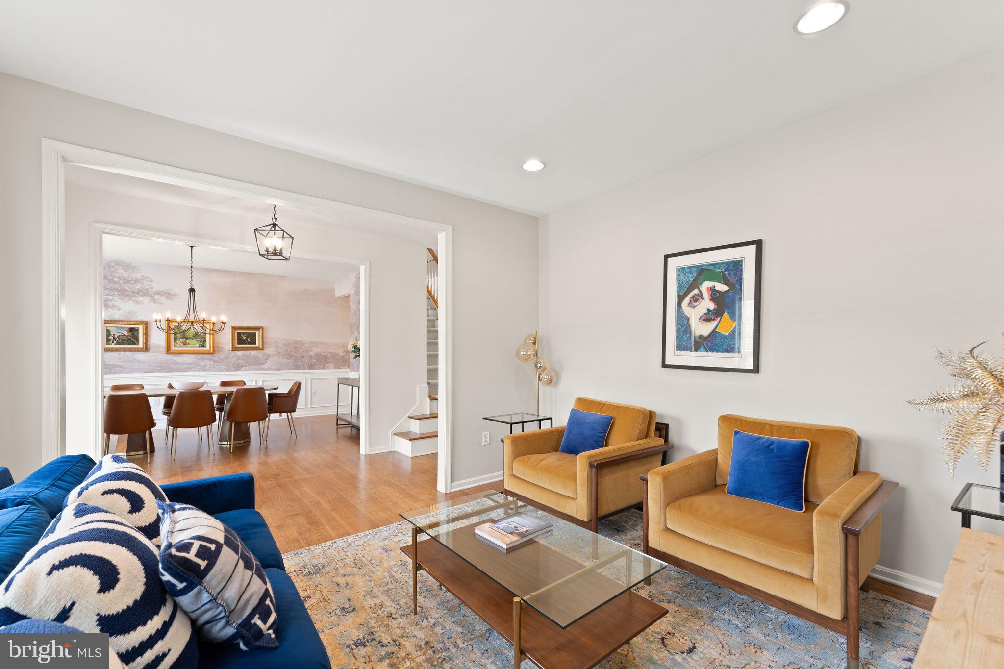 LOWES POINT - Residential