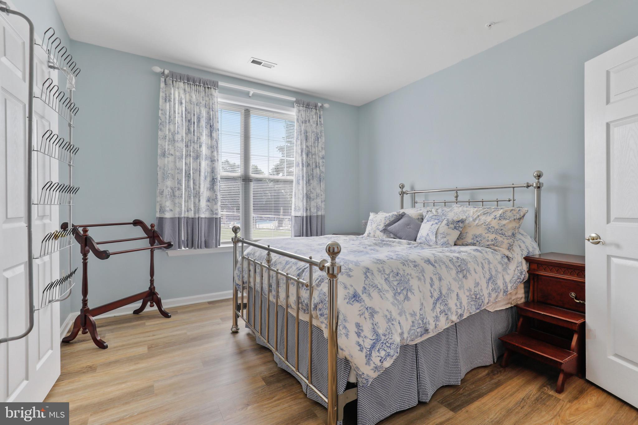 TAYLOR RIDGE - Residential